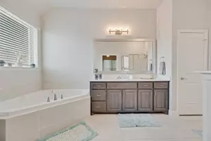 643 Woodridge Dr, Oak Point, TX 75068 - Photo 18