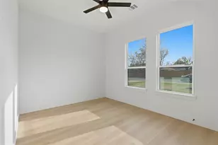 4438 Tacoma St, Dallas, TX 75216 - Photo 4