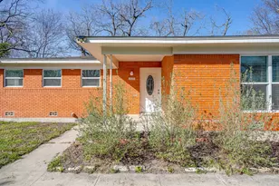 2020 Crestridge St, Stephenville, TX 76401 - Photo 4