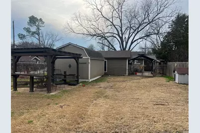 104 Dixon Street, Cleburne, TX 76033 - Photo 32