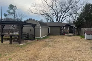 104 Dixon St, Cleburne, TX 76033 - Photo 32