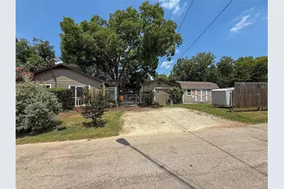 104 Dixon Street, Cleburne, TX 76033 - Photo 22