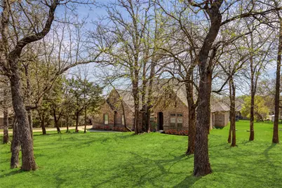 143 Wrigley Drive, Springtown, TX 76082 - Photo 2