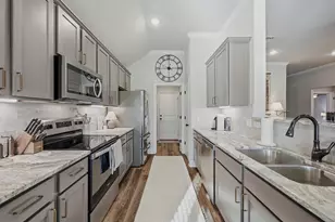 635 Nolan Dr, Sherman, TX 75092 - Photo 10