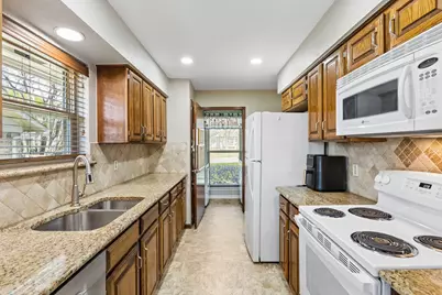 1718 Paxton Drive, Carrollton, TX 75007 - Photo 10