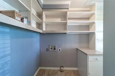 7302 Kenwell Street, Dallas, TX 75209 - Photo 14