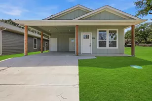 808 Branding Iron Trail, Granbury, TX 76049 - Photo 2