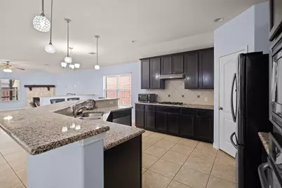 1916 Gayla Creek Drive, Little Elm, TX 75068 - Photo 10