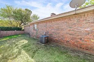 1507 Crescent Ln, Duncanville, TX 75137 - Photo 24