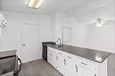 1507 Crescent Lane, Duncanville, TX 75137 - Photo 8