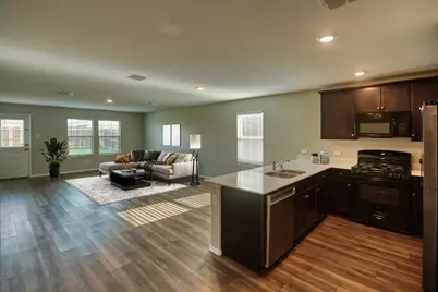 1007 Lady Bird Street, Ennis, TX 75119 - Photo 6