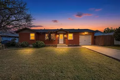 5108 Nadine Drive, Haltom City, TX 76117 - Photo 2