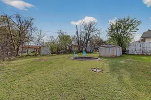 5108 Nadine Dr, Haltom City, TX 76117 - Photo 36