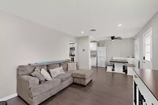 5108 Nadine Dr, Haltom City, TX 76117 - Photo 8