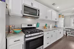 5108 Nadine Dr, Haltom City, TX 76117 - Photo 16