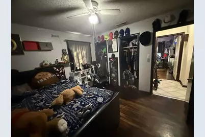 914 Tamara Lane, Grand Prairie, TX 75051 - Photo 4