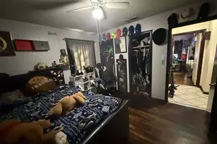 914 Tamara Ln, Grand Prairie, TX 75051 - Photo 4