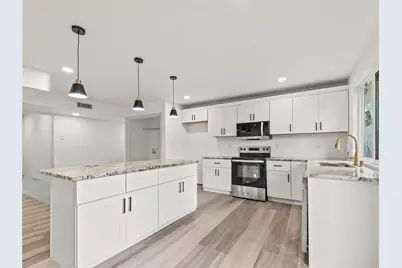 326 Bluebonnet Trail, Garland, TX 75043 - Photo 2