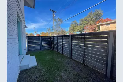 5520 Gaston Avenue #108, Dallas, TX 75214 - Photo 4