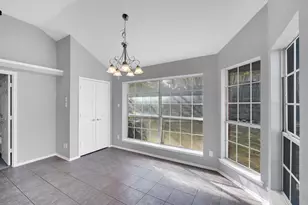 324 Faircrest Dr, Arlington, TX 76018 - Photo 14