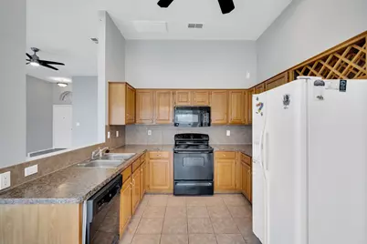 324 Faircrest Drive, Arlington, TX 76018 - Photo 12