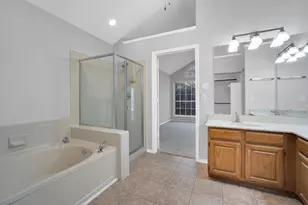 324 Faircrest Dr, Arlington, TX 76018 - Photo 24