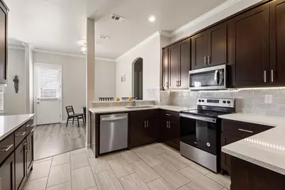 808 E 6th Street, Bonham, TX 75418 - Photo 8