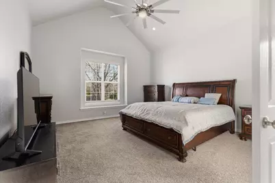 808 E 6th Street, Bonham, TX 75418 - Photo 10