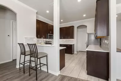 808 E 6th Street, Bonham, TX 75418 - Photo 6