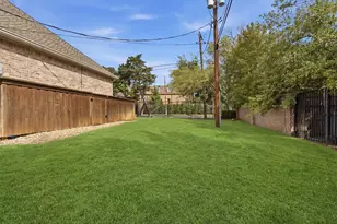 12046 Arbargee Cir, Dallas, TX 75230 - Photo 32