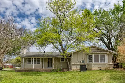 1604 Weiler Boulevard, Fort Worth, TX 76112 - Photo 2