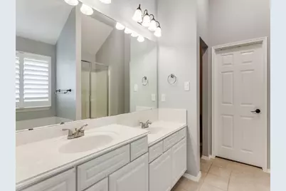 10505 Stonehill Drive, Benbrook, TX 76126 - Photo 16