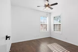 1310 E Lovers Ln, Arlington, TX 76010 - Photo 18