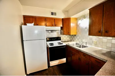 202 E Oak Street #4, Weatherford, TX 76086 - Photo 4