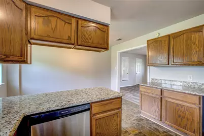 2007 Solomon Drive, Commerce, TX 75428 - Photo 16