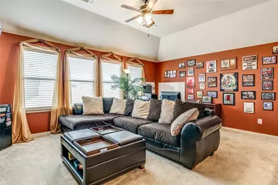 9345 Comanche Ridge Drive, Fort Worth, TX 76131 - Photo 6