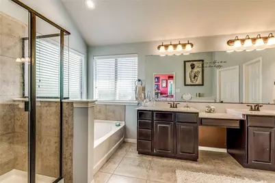 9345 Comanche Ridge Drive, Fort Worth, TX 76131 - Photo 12