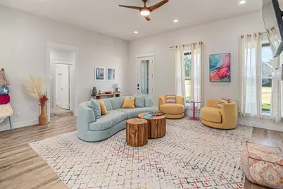 721 Clubview Drive, Mabank, TX 75143 - Photo 8