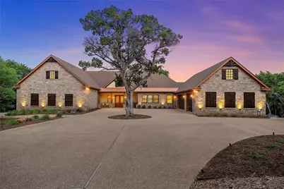 240 Lost Creek, China Spring, TX 76633 - Photo 2