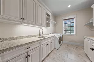 240 Lost Creek, China Spring, TX 76633 - Photo 32