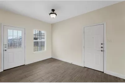 2103 Oliver Street, Greenville, TX 75401 - Photo 2