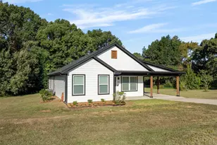 128 Crestwood Dr, Mabank, TX 75156 - Photo 6