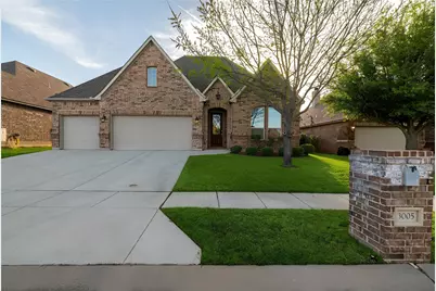 3005 S College Avenue, Decatur, TX 76234 - Photo 1