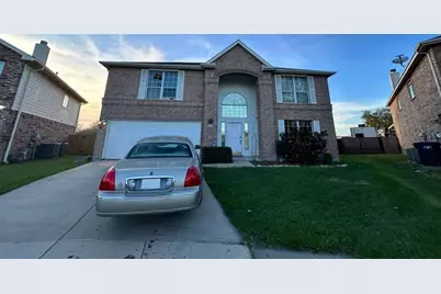 5753 Lionfish Way, Fort Worth, TX 76131 - Photo 1