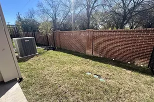 2541 Lost Maples Ln, Dallas, TX 75228 - Photo 2