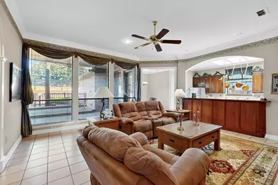 2115 Royal Dominion Court, Arlington, TX 76006 - Photo 16