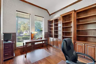 2115 Royal Dominion Ct, Arlington, TX 76006 - Photo 8