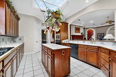 2115 Royal Dominion Court, Arlington, TX 76006 - Photo 20