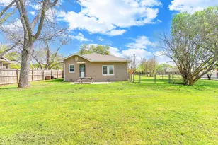 914 Prairie Ave, Cleburne, TX 76033 - Photo 18