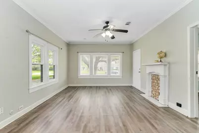 914 Prairie Avenue, Cleburne, TX 76033 - Photo 6